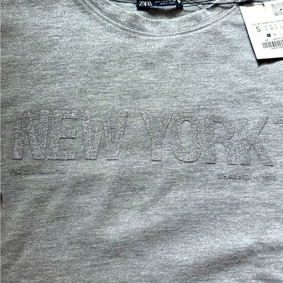 Zara Metallic Thread T-Shirt w Slogan - Silver NWT S - Picture 3 of 10